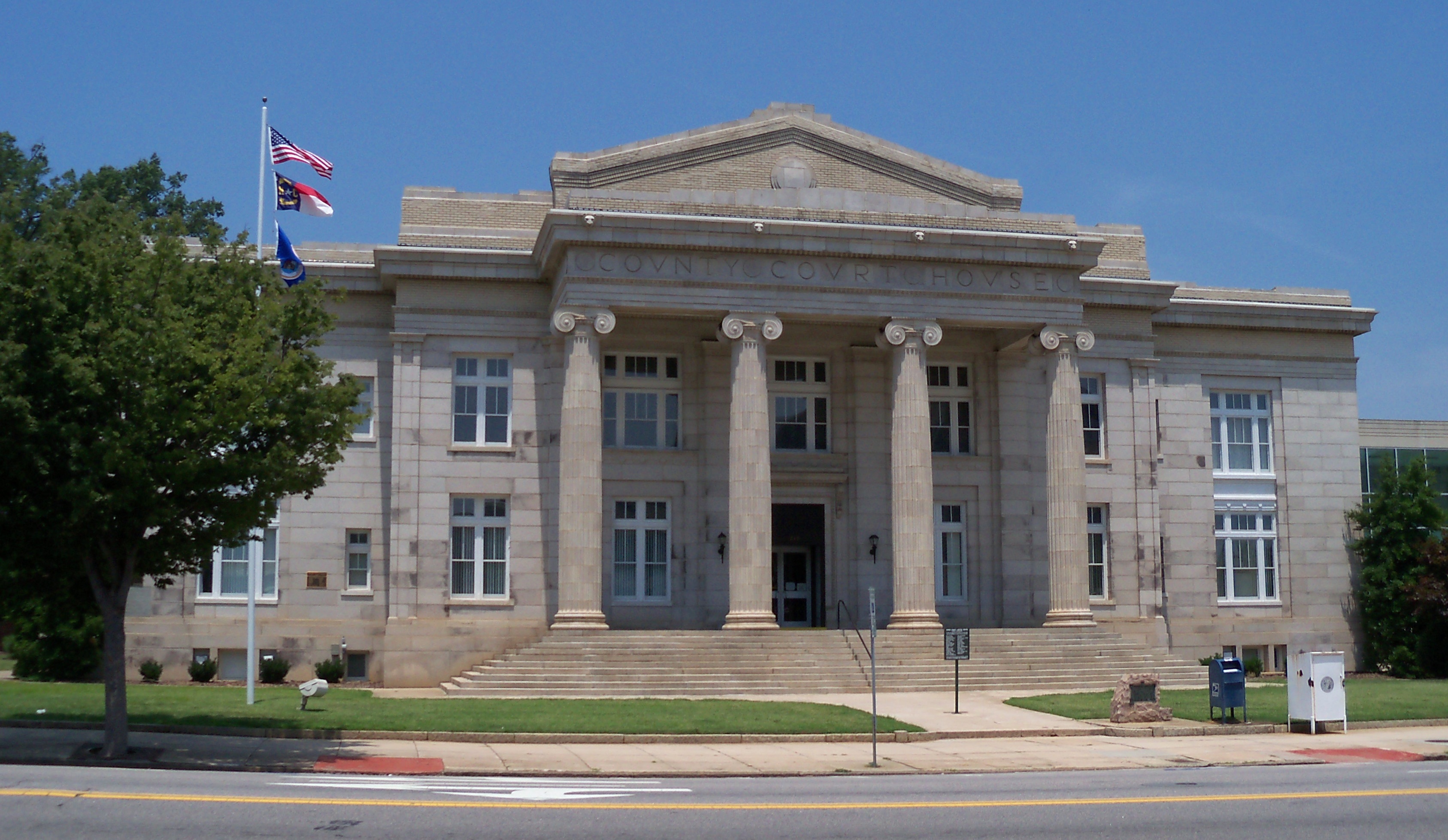 Photograph of the columned Rowan County Courthouse in Salisbury, North Carolina.